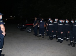 Новый отряд спасателей из Днепропетровщины отправился тушить пожар в Луганской области