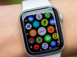 Умный браслет для Apple Watch позволяет управлять часами без касаний