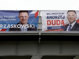 В Польше проходит второй тур президентских выборов