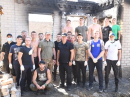 Курсанты Одесского университета внутренних дел подключились к ликвидации последствий пожаров в Луганской области