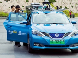 В Китае началось тестирование сервиса роботакси без водителей