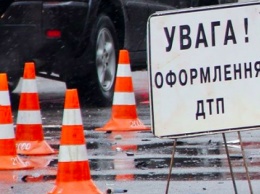Под Киевом пьяный водитель Mercedes устроил жуткую аварию и убил трех человек