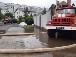 В Харькове 5 районов пострадали от наводнения