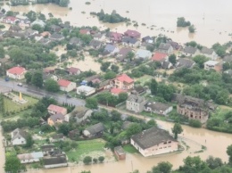 Компенсации получили почти все пострадавшие от паводков на Буковине