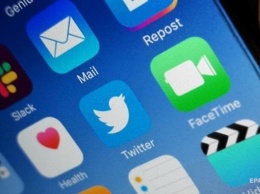 Профили знаменитостей в Twitter взломали хакеры