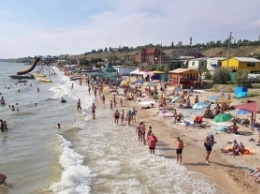 В Бердянске отдыхающие нашли документы с катера береговой охраны ФСБ РФ (ФОТО)
