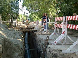 Новый водопровод прокладывают в Одессе на участке улицы Марии Демченко