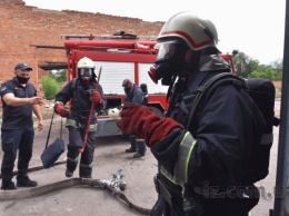 В Запорожской области тушили "пожар" на элеваторе(ФОТО)