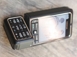 Vivo переосмыслила концепцию знаменитого Nokia 3250