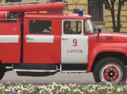 В Харькове трамвай перевернул пожарную машину, спешащую на вызов. ВИДЕО