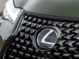 Владельцев Lexus и Subaru назвали самыми преданными