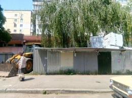 В Николаеве наложили арест на недостроенный супермаркет АТБ по Космонавтов