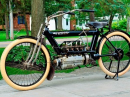 Раритетный 110-летний мотоцикл был продан за 225 тыс. долларов