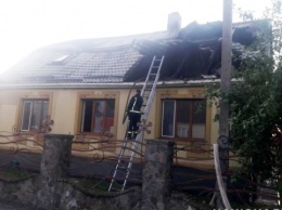 В Костополе сожгли дом главы райсовета и местного отделения "Батькивщины"