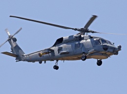 Спасательная операция: испанские вертолетчики доставили в Одессу пострадавшего моряка с американского эсминца