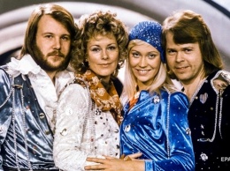 Группа ABBA выпустит новые песни в следующем году