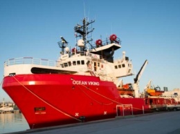 Спасение мигрантов: Италия не пустила Ocean Viking в море