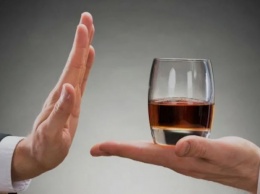 Настоящие трезвенники: знаки Зодиака, которые категорически против алкоголя