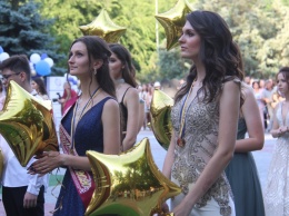 В Мелитополе отпраздновали выпускной-2020 (ФОТО, ВИДЕО)