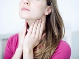 Заболевание щитовидной железы: медики назвали десять признаков недуга