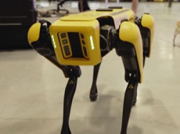 Ford "нанял" двух роботов Boston Dynamics для создания карт собственных заводов