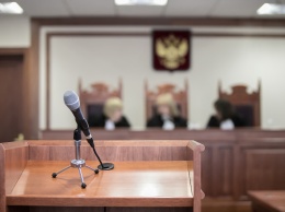 В Иркутске полицейского, судившегося с Радио Свобода, отправили в колонию