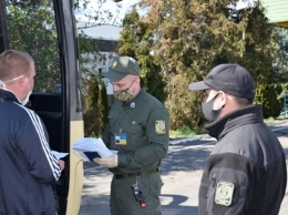 Украинским пограничникам предлагают взятки для обхода новых правил