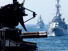 Россия значительно увеличила число фрегатов и подлодок в Черном море - НАТО