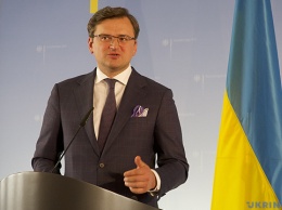 Кулеба прокомментировал письмо Козака: Украина внимательно следит за дальнейшими действиями РФ