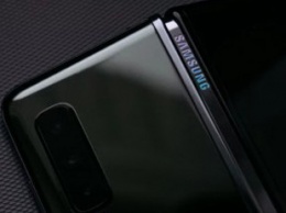 Опубликовано первое «живое» фото Samsung Galaxy Z Fold 2