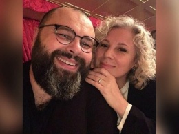 Макс Фадеев показал себя и жену на фото 32-летней давности