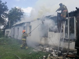 Под Одессой тушили частный дом - сгорел чердак