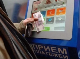 В России запретили пополнять анонимные электронные кошельки наличными. Под раздачу попали и транспортные карты