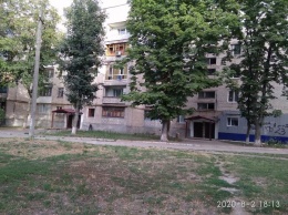 Павлоград потратил 500 тыс. грн на ремонт многоквартирного дома и теперь ожидает человеческих жертв