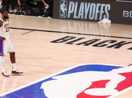 Баскетболисты "Лейкерс" выиграли Западную конференцию НБА впервые за 10 лет