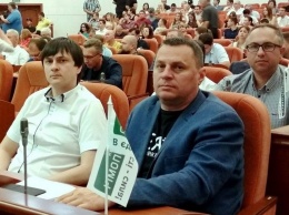 Выборы Днепра: обещания Юрия Акуленко вылились в разруху на улицах и во дворах