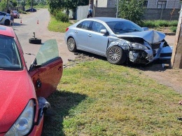 В Мариуполе девушка за рулем "Тойоты" пострадала в жутком ДТП, - ФОТО