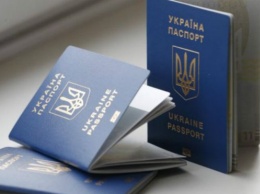 Кабмин предлагает ужесточить ответственность за подделку паспортов