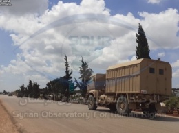 Турция отправила в Сирию колонну из 30 военных машин