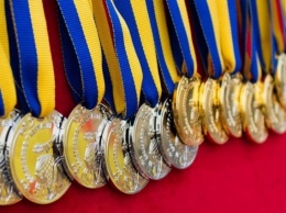 В Николаеве 94 золотых медалиста
