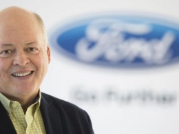 Генеральный директор Ford Джим Хакетт уйдет в отставку