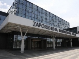 В аэропорту "Запорожье" прокомментировали информацию о двух пассажирах, которых не пустили в самолет из-за отказа надеть маски