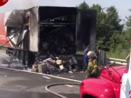 Под Киевом сгорел грузовик с письмами и посылками