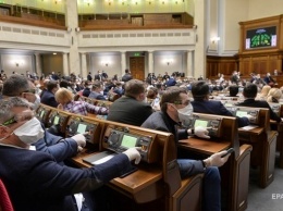 В Раде 84 депутата лишили июльских выплат: список