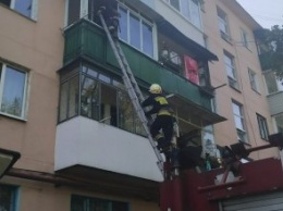 В одной из пятиэтажек Днепра загорелась квартира