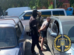 В Харькове мужчина торговал боеприпасами из зоны ООС