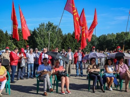 В Минске тысячи людей собрались в поддержку Тихановской