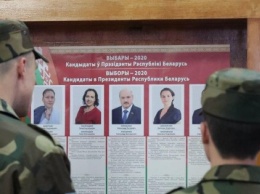 Выборы в Беларуси: Лукашенко уверенно победил, но в это не верят