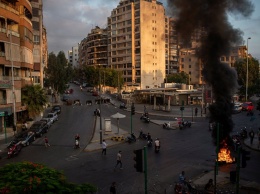 Правительство Ливана уходит в отставку после акций протеста из-за взрыва в Бейруте