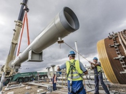 Инвестор "Северного потока - 2" допустил заморозку строительства газопровода